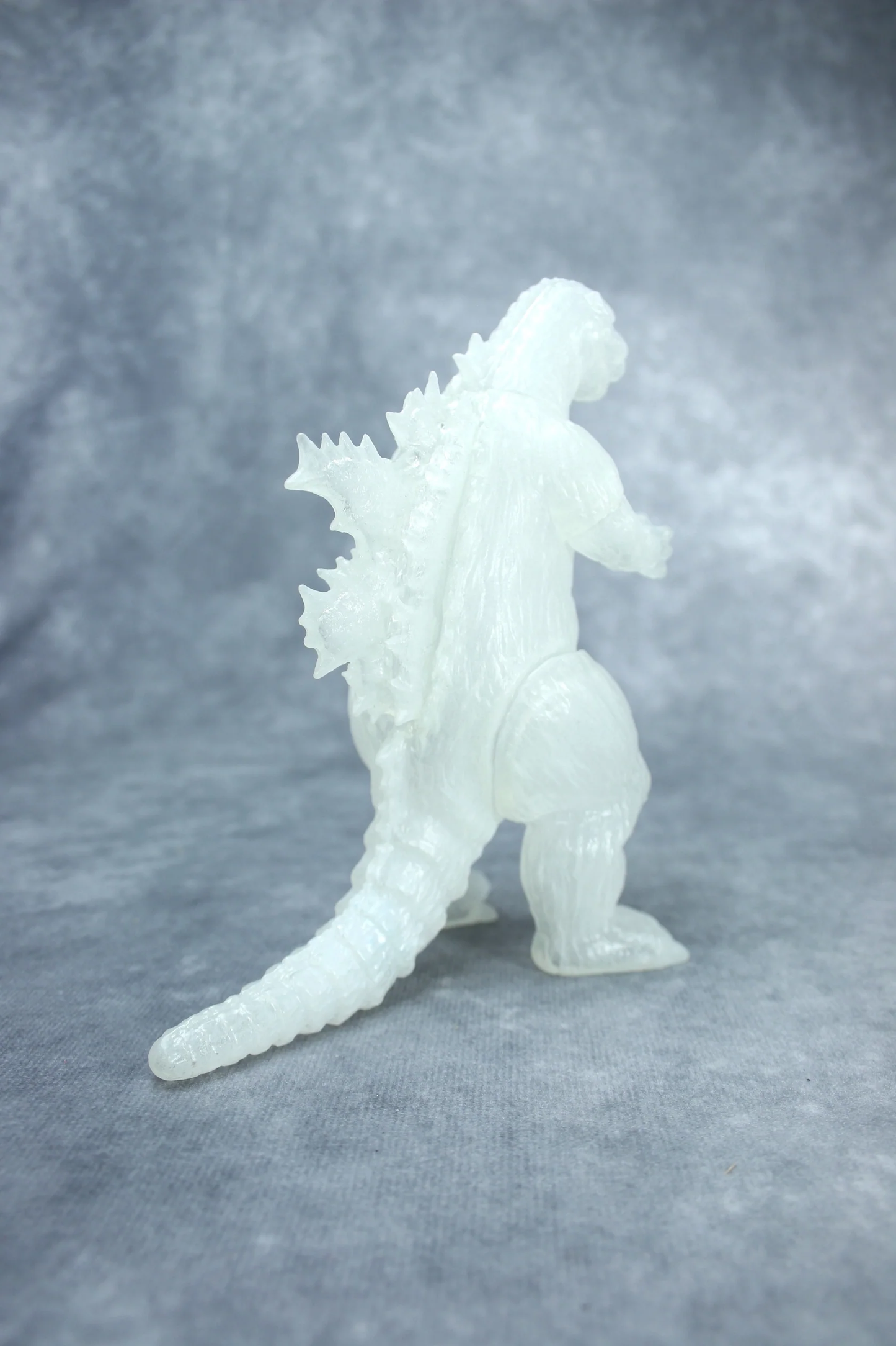 CCP ミドルサイズシリーズ ゴジラ（1954）Snow Fes Ver.