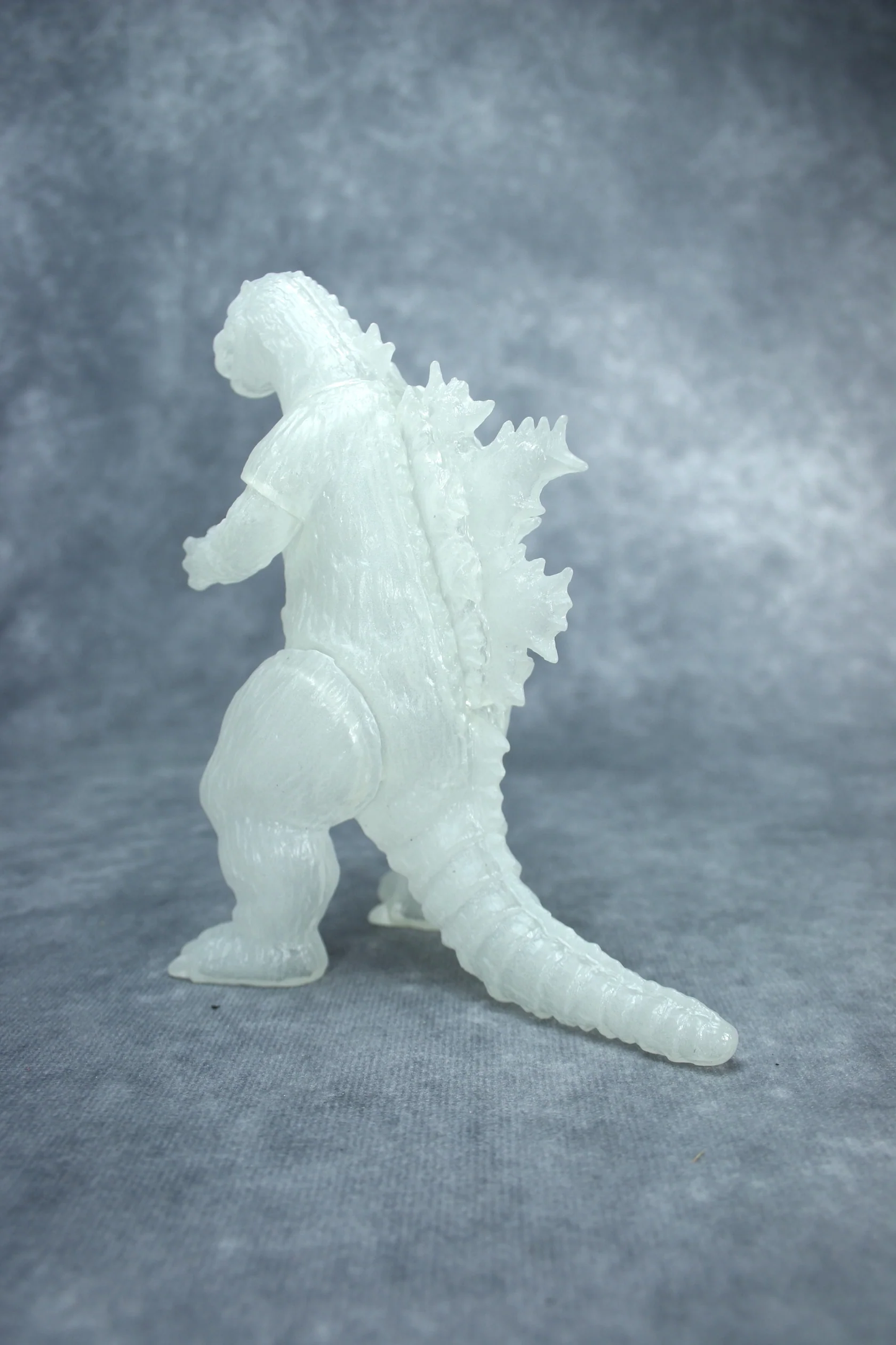 CCP ミドルサイズシリーズ ゴジラ（1954）Snow Fes Ver.